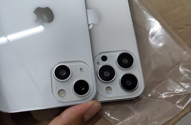 田林苹果手机维修分享iPhone 13‌机模长什么样 