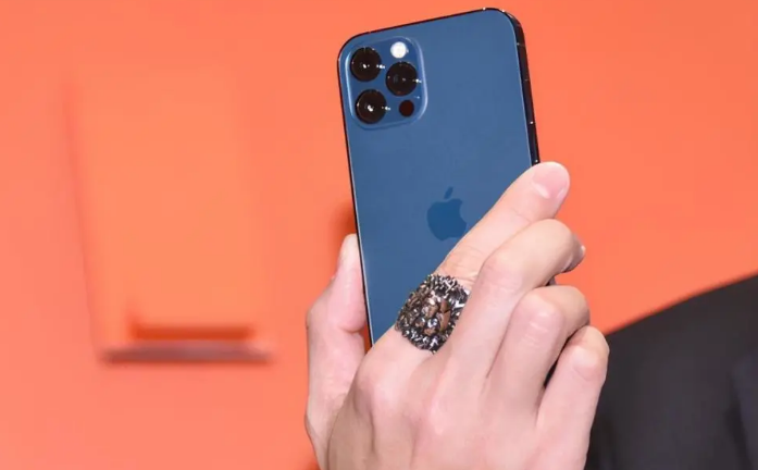田林苹果手机维修分享iPhone12系列重启方法教程 